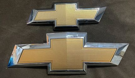 2018 Through 2020 Chevy Traverse Emblems