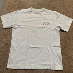 Kaws T-shirt 
