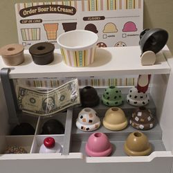 MELISSA AND DOUG TOYS