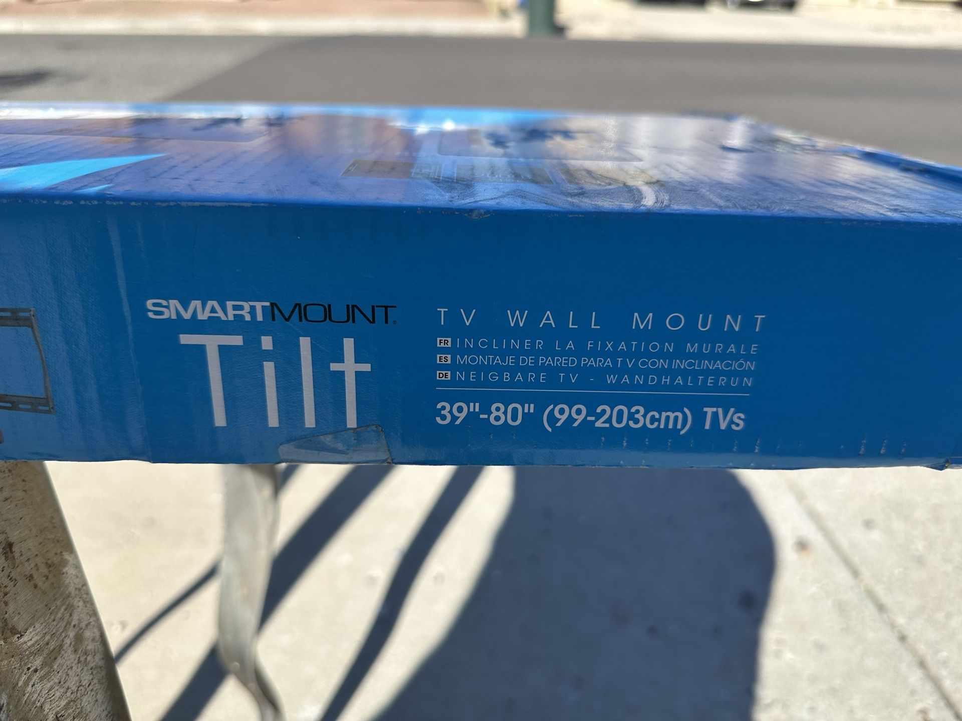 TV Mount 39”-80”