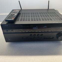 Yamaha RX-V685 7.2 Channel AV Receiver w/ Remote – Excellent Condition
