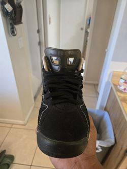 Nike Air Jordan MVP
PSG Men's Size 7.5 Or Women's Size 9 Excellent Condition