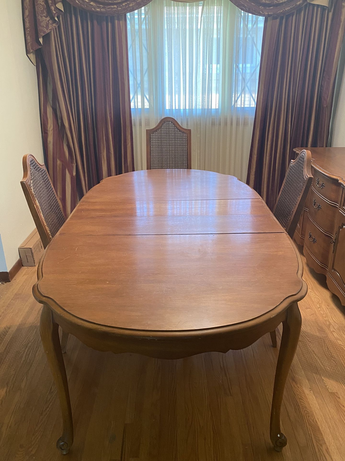 Three-piece dining room set perfect for family gatherings. Quality over price.