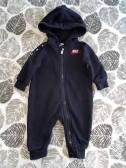 Nike 3 Months Baby boy Hooded jump suit