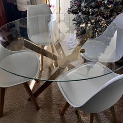 ROUND TABLE w/ GOLD base