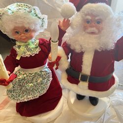 Animated Santa And Mrs Claus  Vintage Christmas Decor 