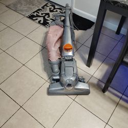 Kirby Vacuum Cleaner 