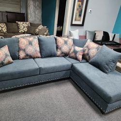 Sectional Grey 