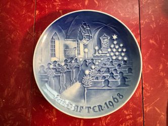 1968 Bing & Grøndahl Juleaften 1968, “Christmas in Church” Christmas Plate