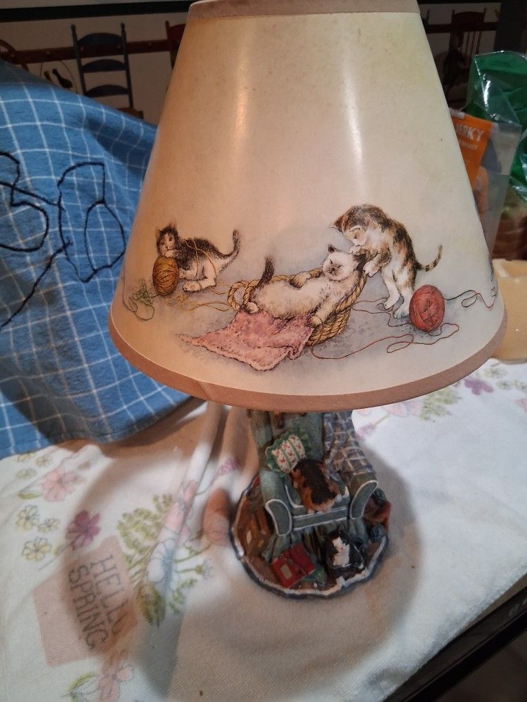 Cat Table Lamp