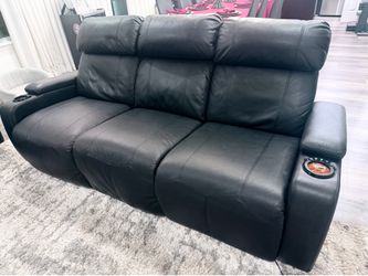Electric sofa used - synthetic leather - everything working