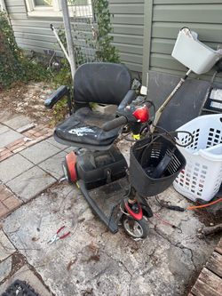 Gogo power chair needs battery’s