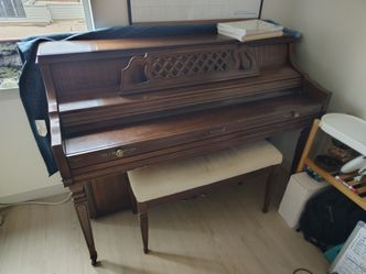 Kimball Spinet Piano 🎹