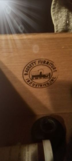 Bassett Furniture Industries Inc