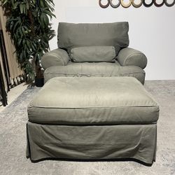 Oversized Armchair With Ottoman