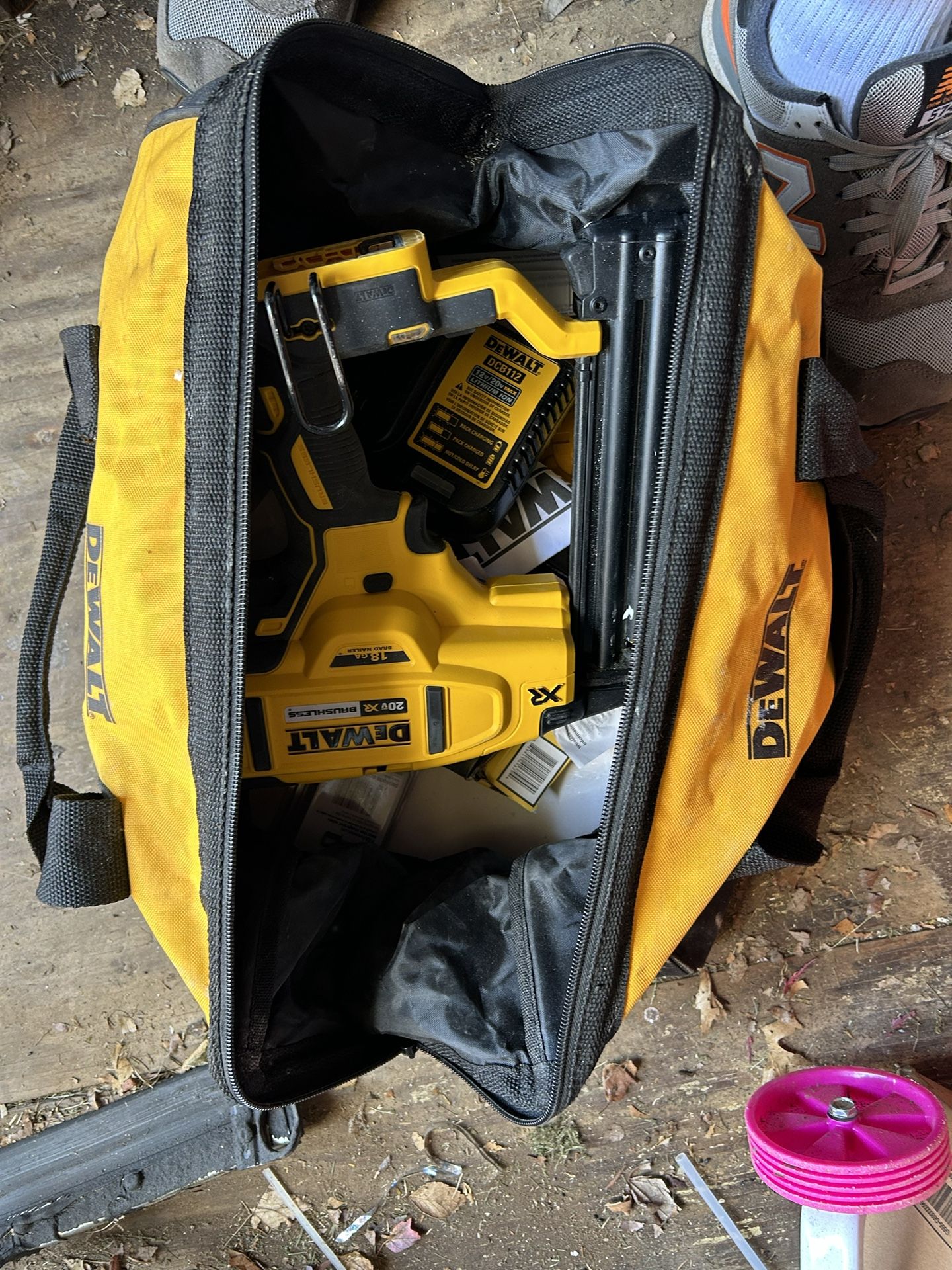 Dewalt 20v Stapler