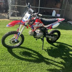 Dirtbike
