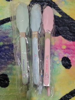 Sanrio cooking tongs