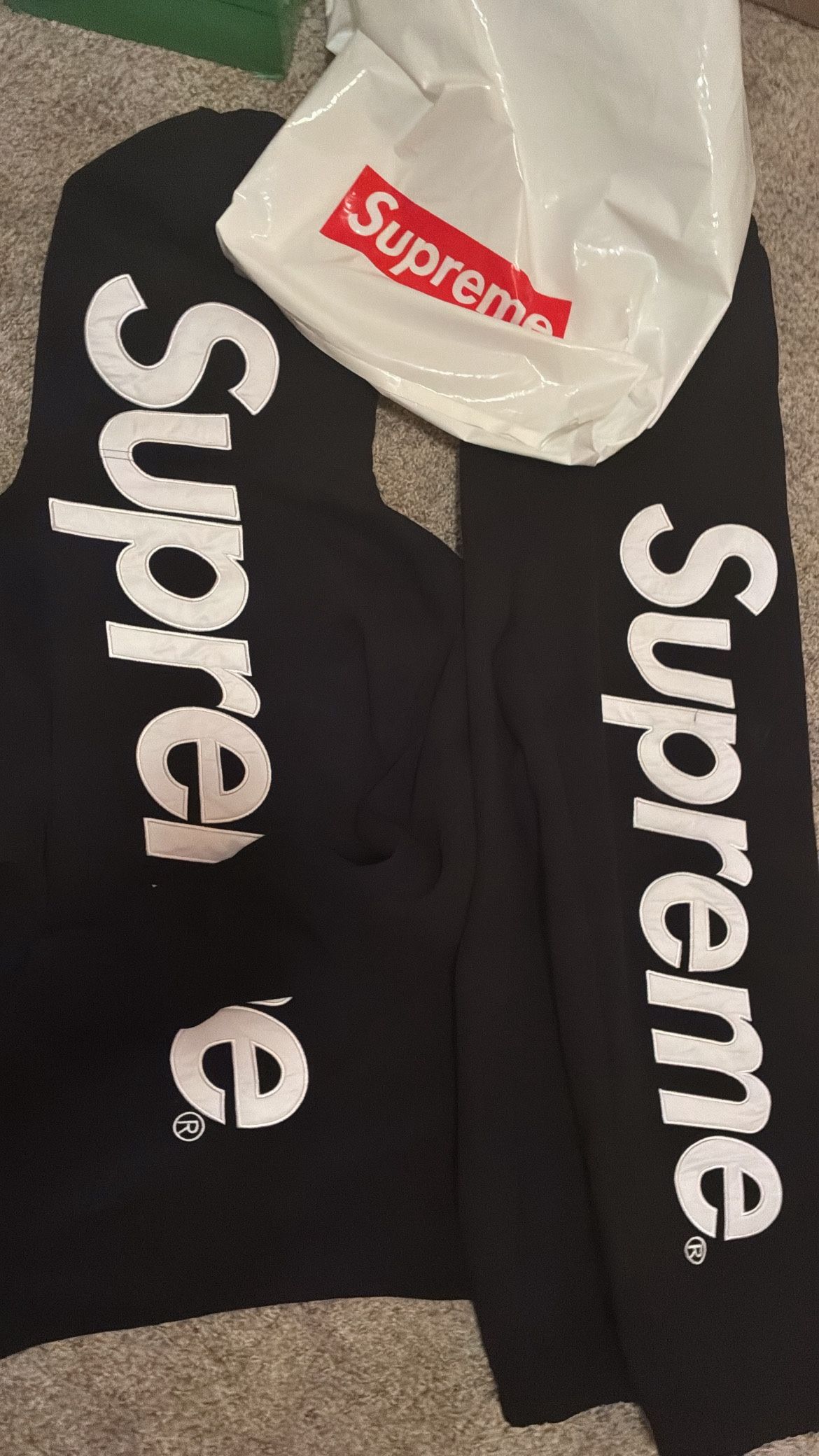 Supreme Outfit