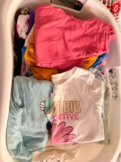 Girls Toddler Clothes (6xs-7-8 M )size girls