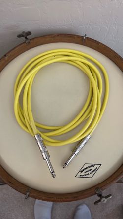 Guitar cable