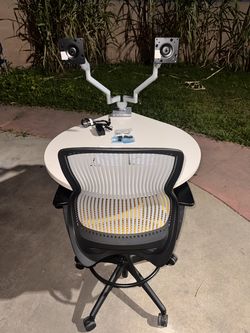 Bundle Herman miller knoll Steelcase
