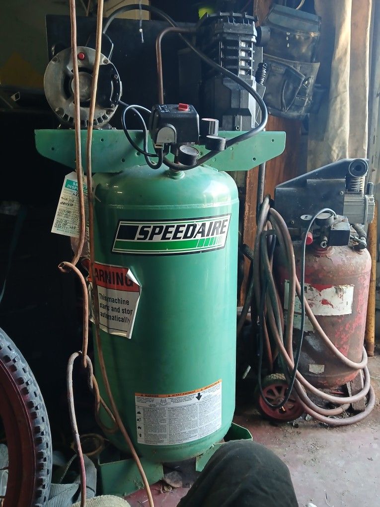 Speedaire 26 Gallon Air Compressor