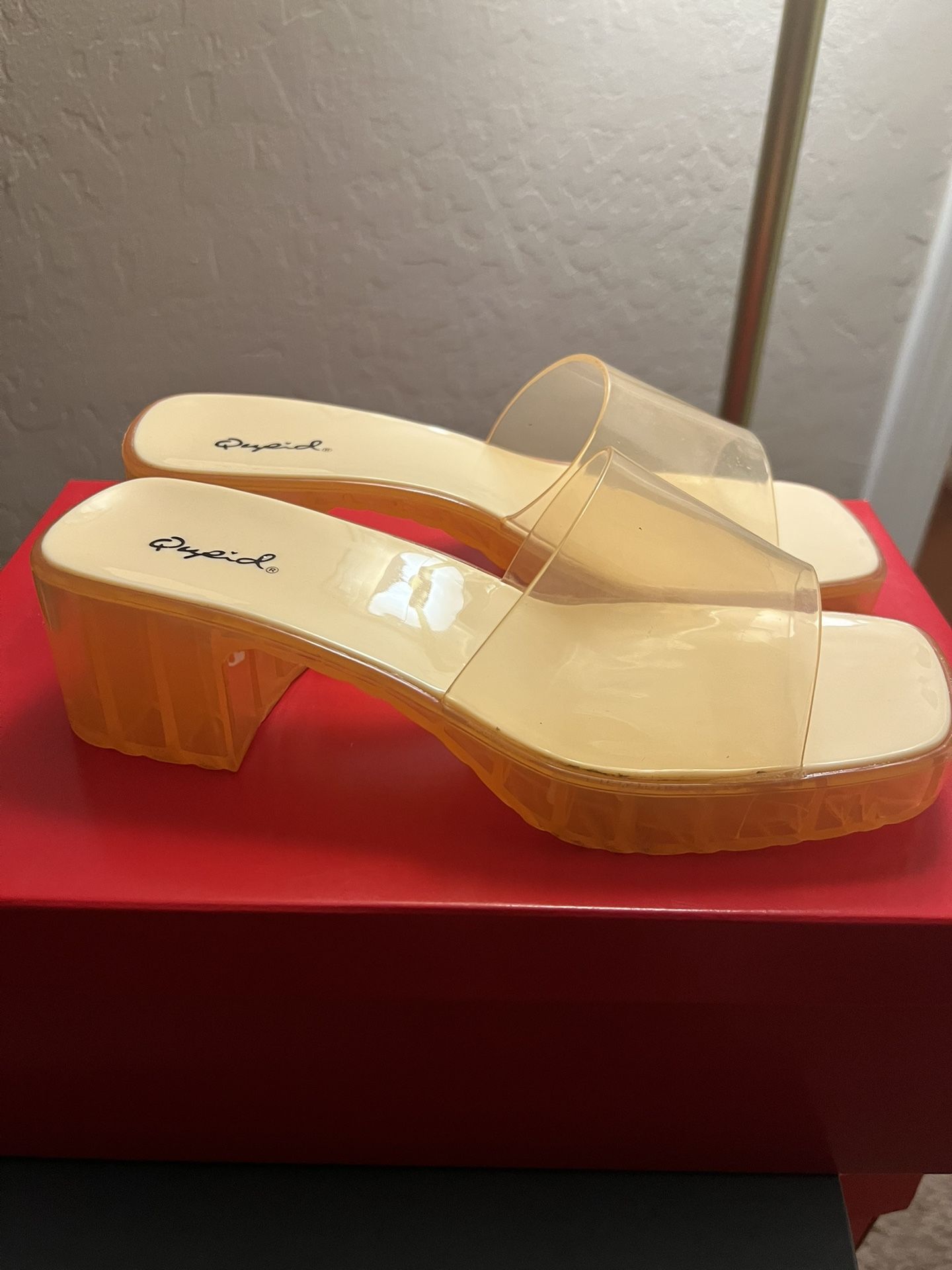 BBB Fashion Jelly Heels