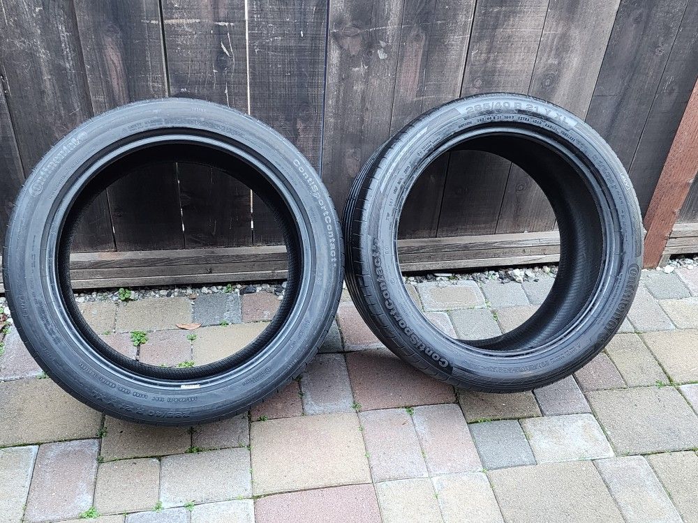 Set Of 2 Used Tires 50 Percent Tread 285.40.21 Continental ContiSportConract 5