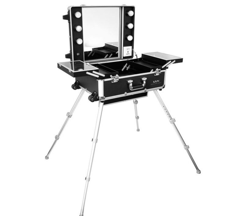 NYX Professional Makeup X-Large Makeup Artist Train Case With Lights