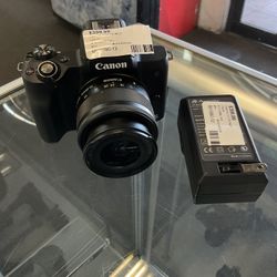 Canon EOS M50