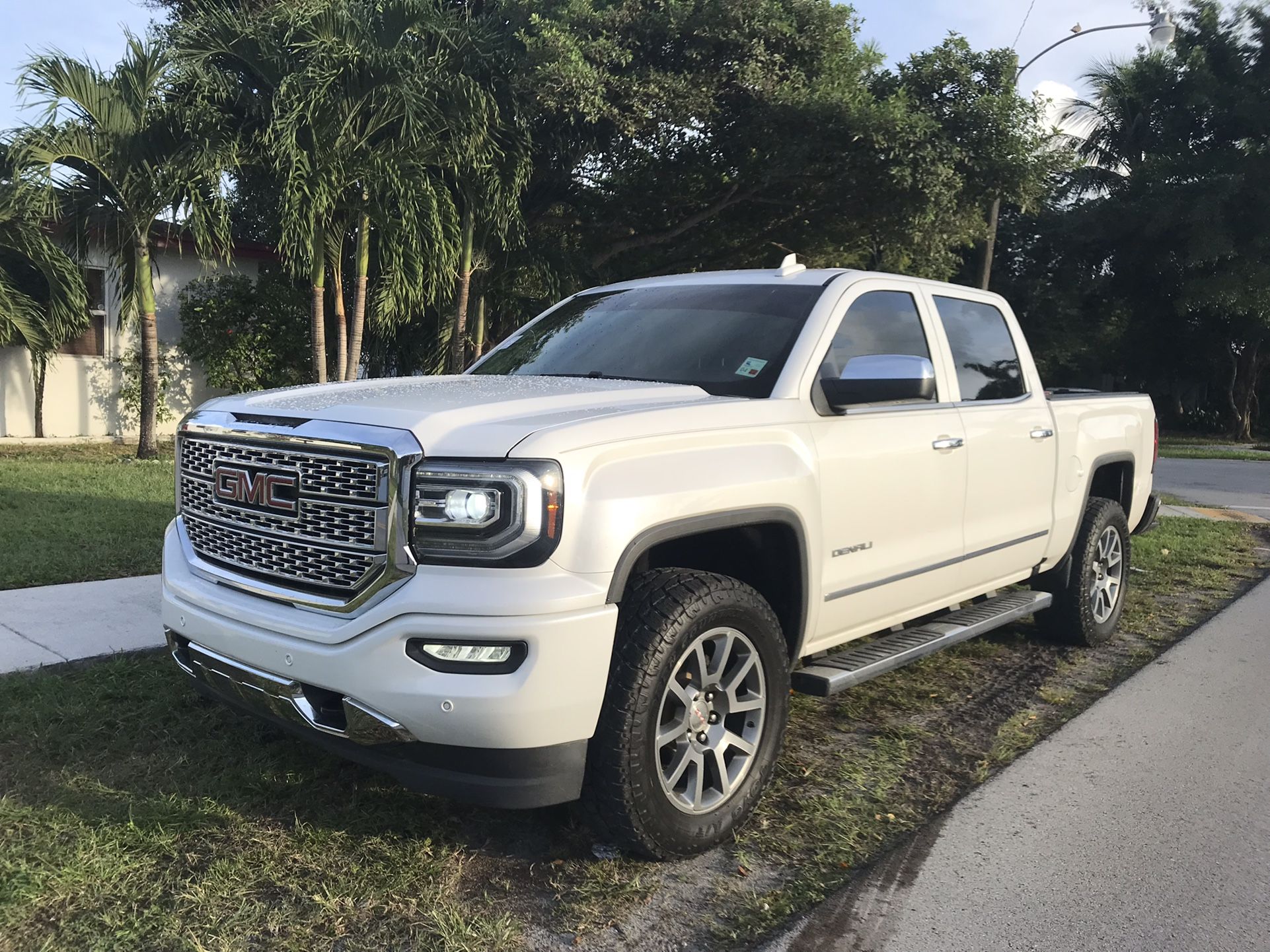 2017 GMC Sierra