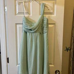 David’s Bridal Mint Bridesmaids Dress Size 12