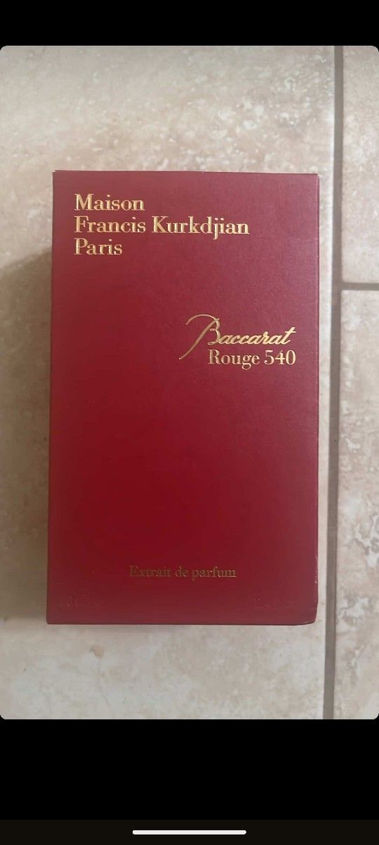Baccarat Rogue 540