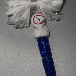 Dodgers Pens With Bow 