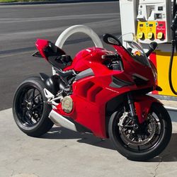 2021 Ducati Panigale V4