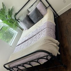 Metal Frame Queen Bed And Box Spring