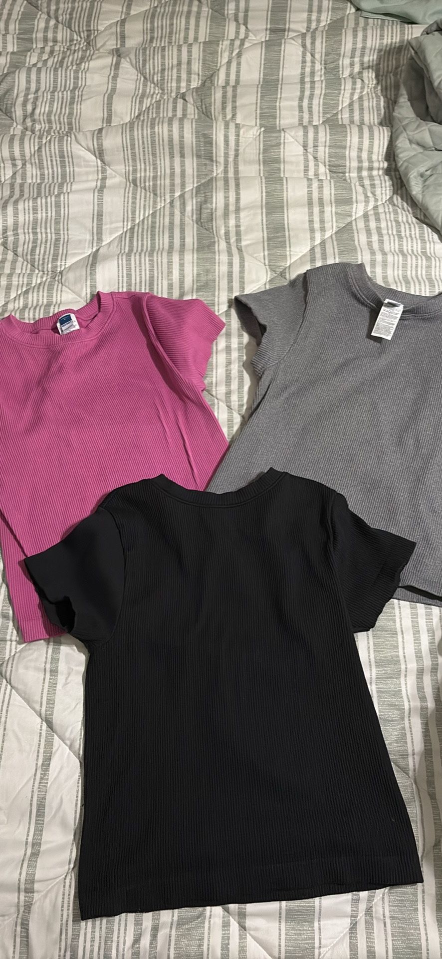 Old Navy Shirt $20 Or Best Offer