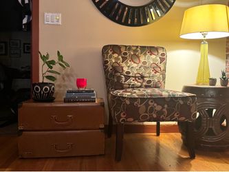 Pair of Quality Upholstered Accent Chairs – Excellent Condition