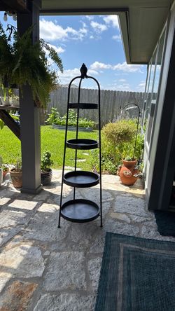 5’ Plant Stand