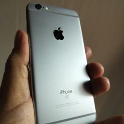 iPhone 6S 64GB Unlocked 90% Battery 
