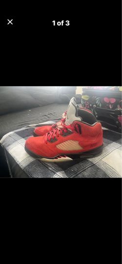 Air Jordan 5 Chicago bulls edition size is 12