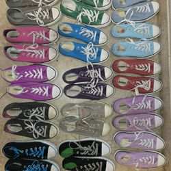 Converse Size 8.5 Men / 10 Women