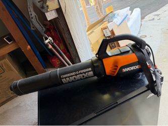 WORX TRIVAC Electric Leaf Blower / Vacuum / Mulcher
