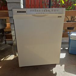 Kenmore Dishwasher 