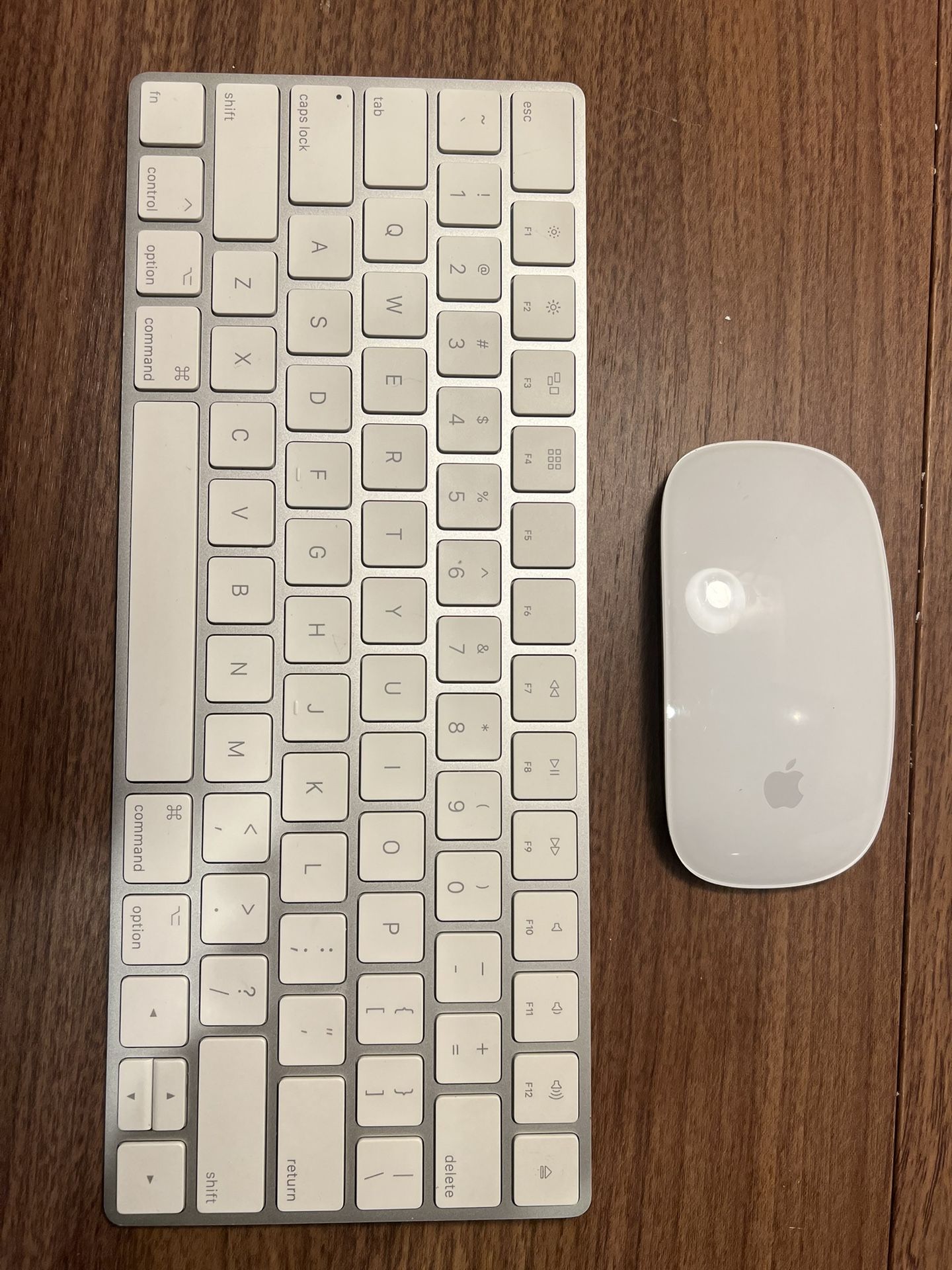 Apple Magic Keyboard + Magic Mouse (Set)
