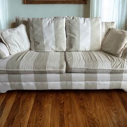Sofa & Loveseat 
