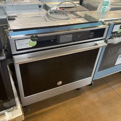 Whir lpool 30 Inch Wide Single Wall Oven
