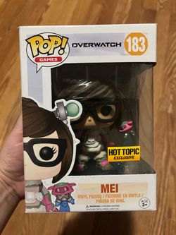 Funko Pop! 183 Mei w/ Snowball Overwatch Hot Topic Exclusive Vinyl Figure 2017