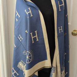 Reversible, high Quality Scarf/Shawl